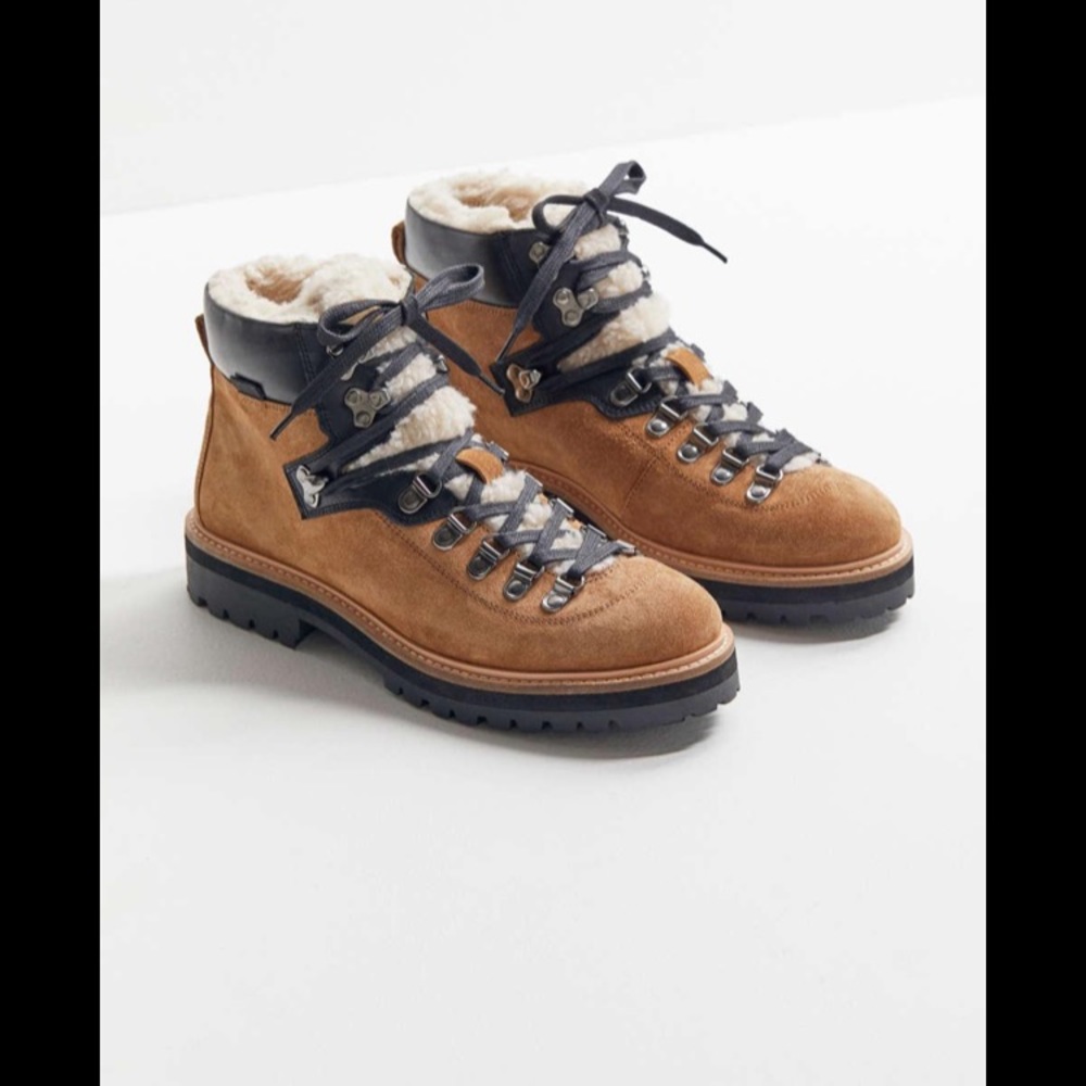 Hiker Boot
